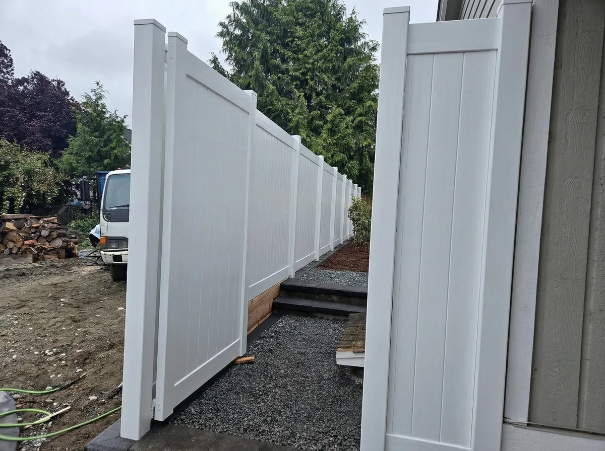 Vinyl Fences