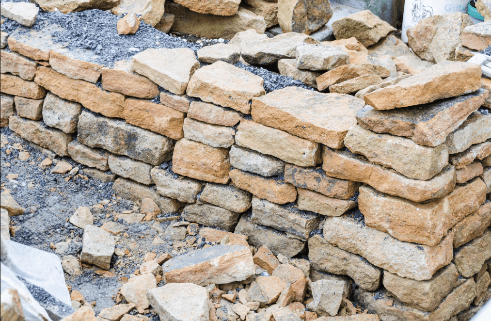 How To Build A Dry Stack Stone Wall Diy New Life Rockeries - What Is A Dry Stack Wall