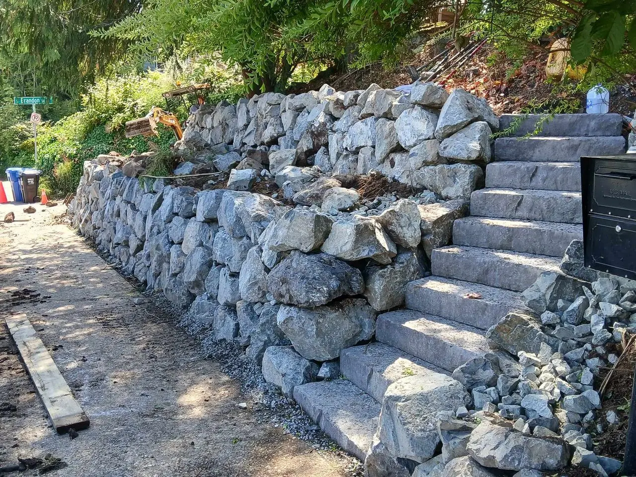 Burlington Retaining Wall Contractor