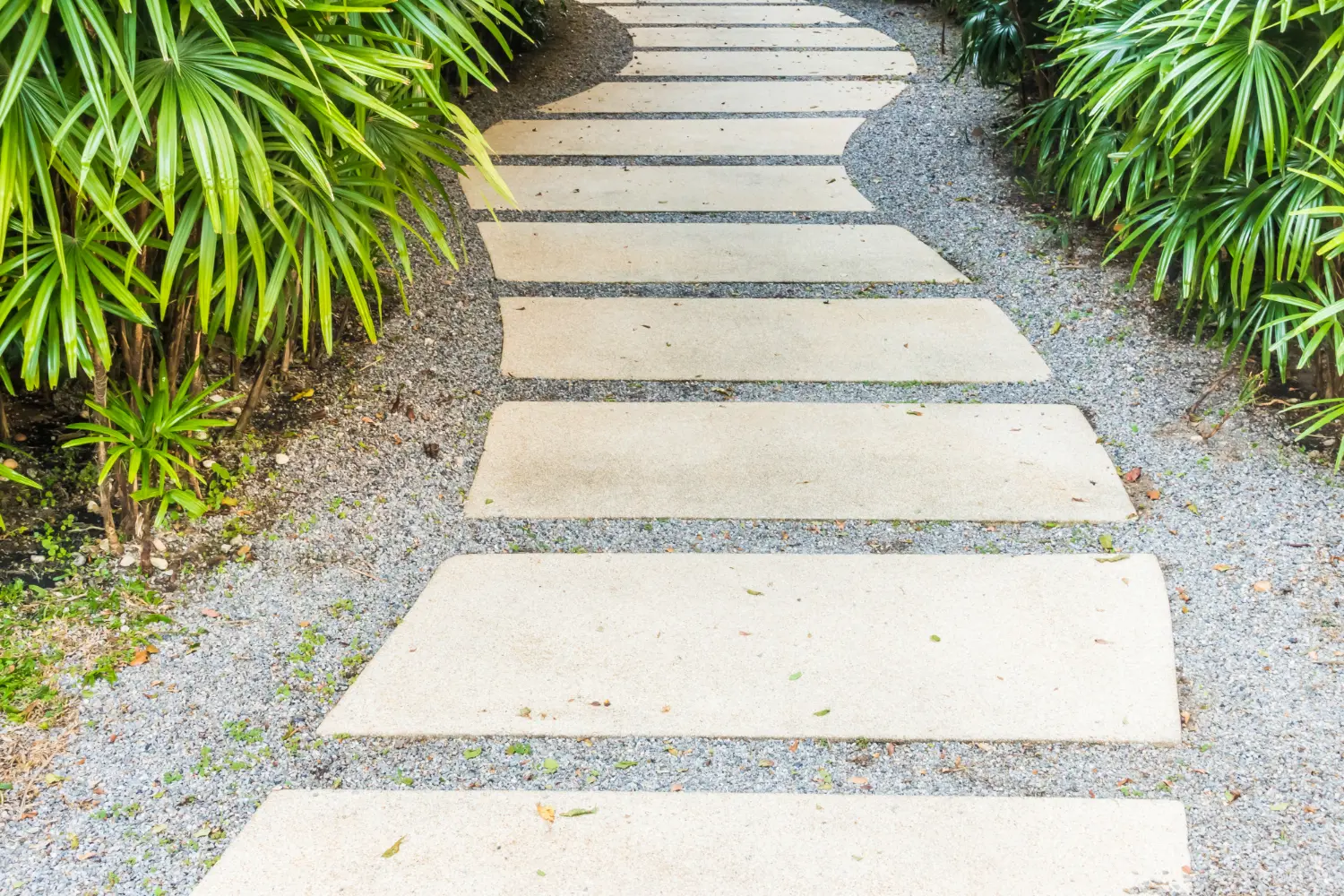 stone walkway contractor