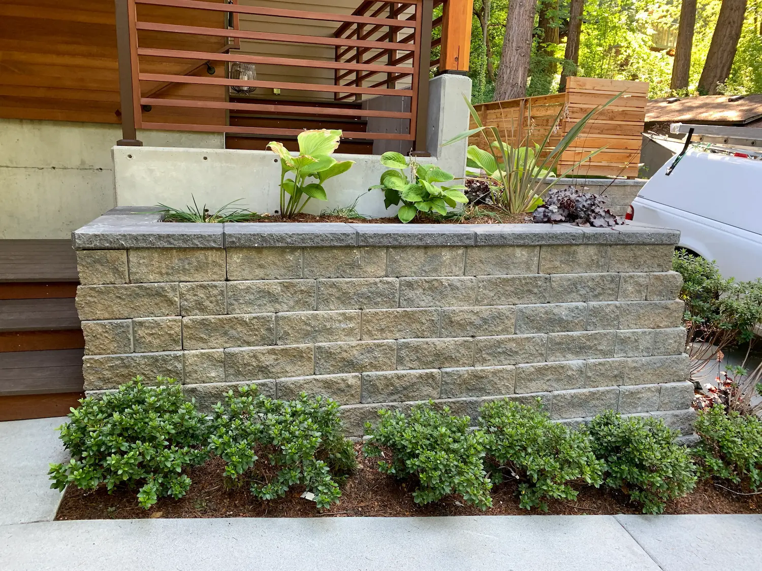 retaining wall contractors in Issaquah