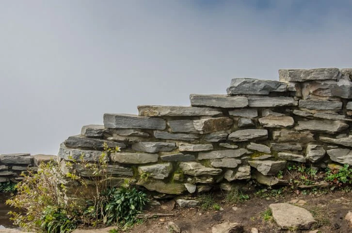 retaining wall types