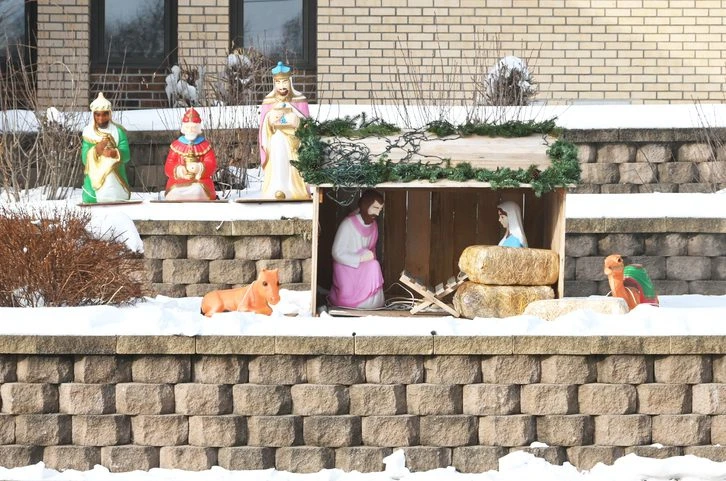 Cinder Block Retaining Wall